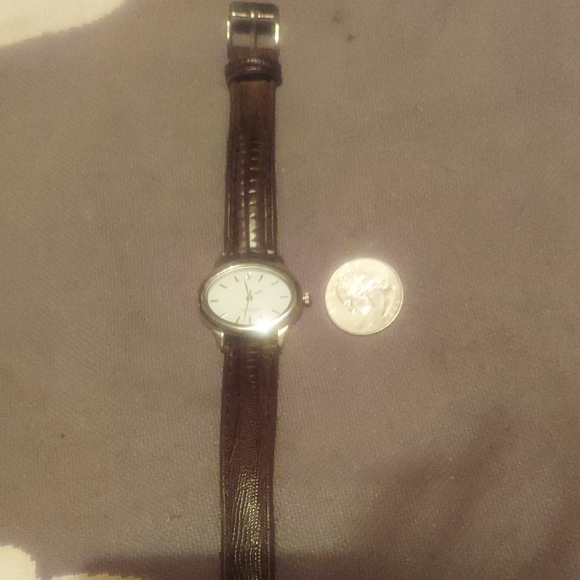 Why Settle For Quartz Powered Watches When You Can Have Diamond? - Picture 1 of 3